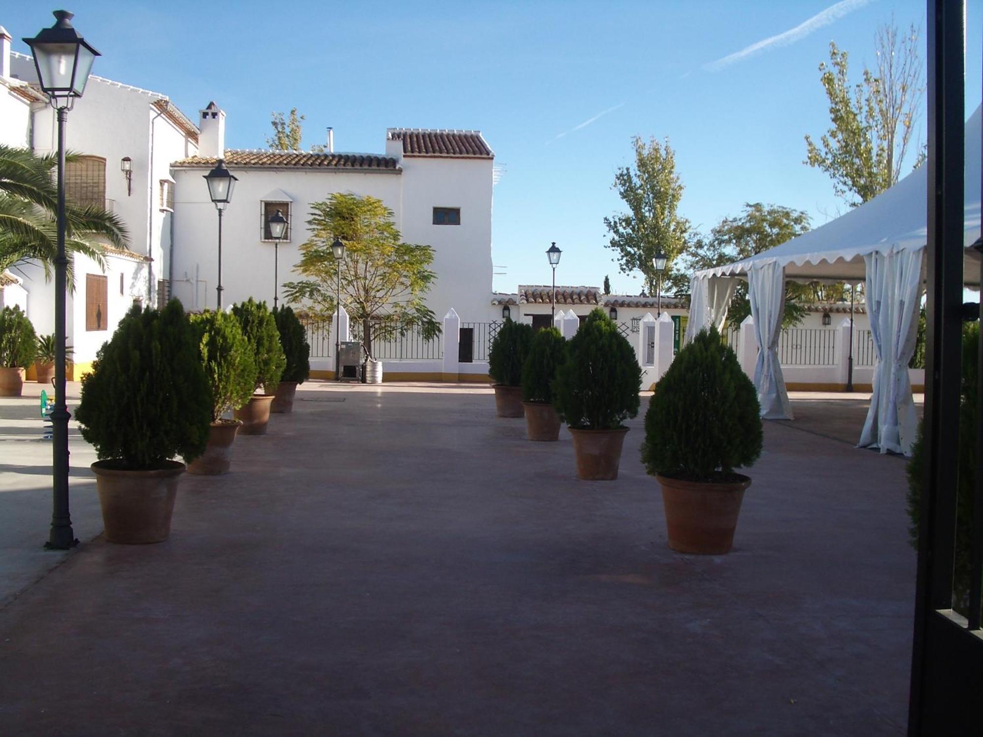 Posada De Jose Mª El Tempranillo Alameda Luaran gambar