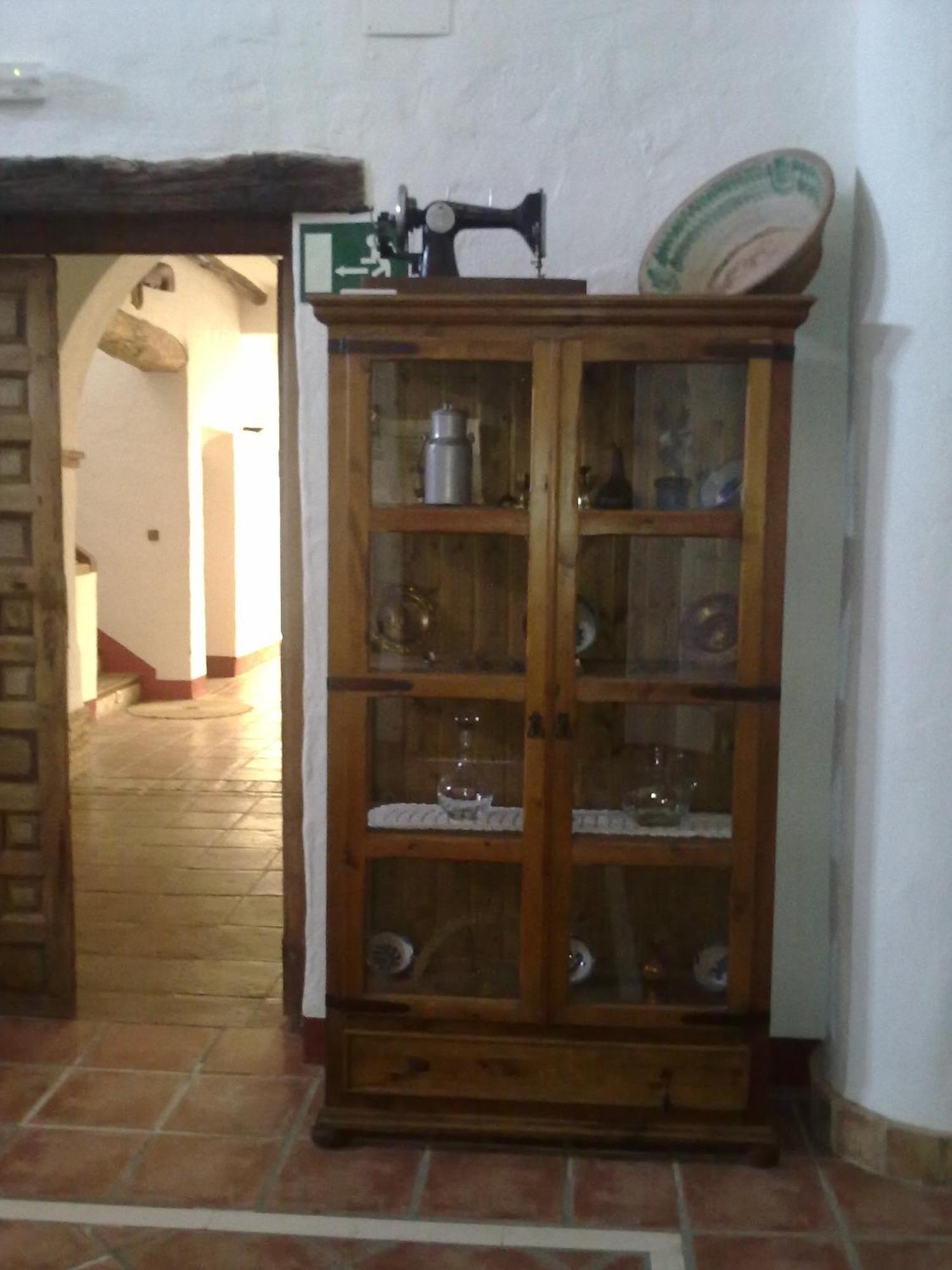 Posada De Jose Mª El Tempranillo Alameda Luaran gambar