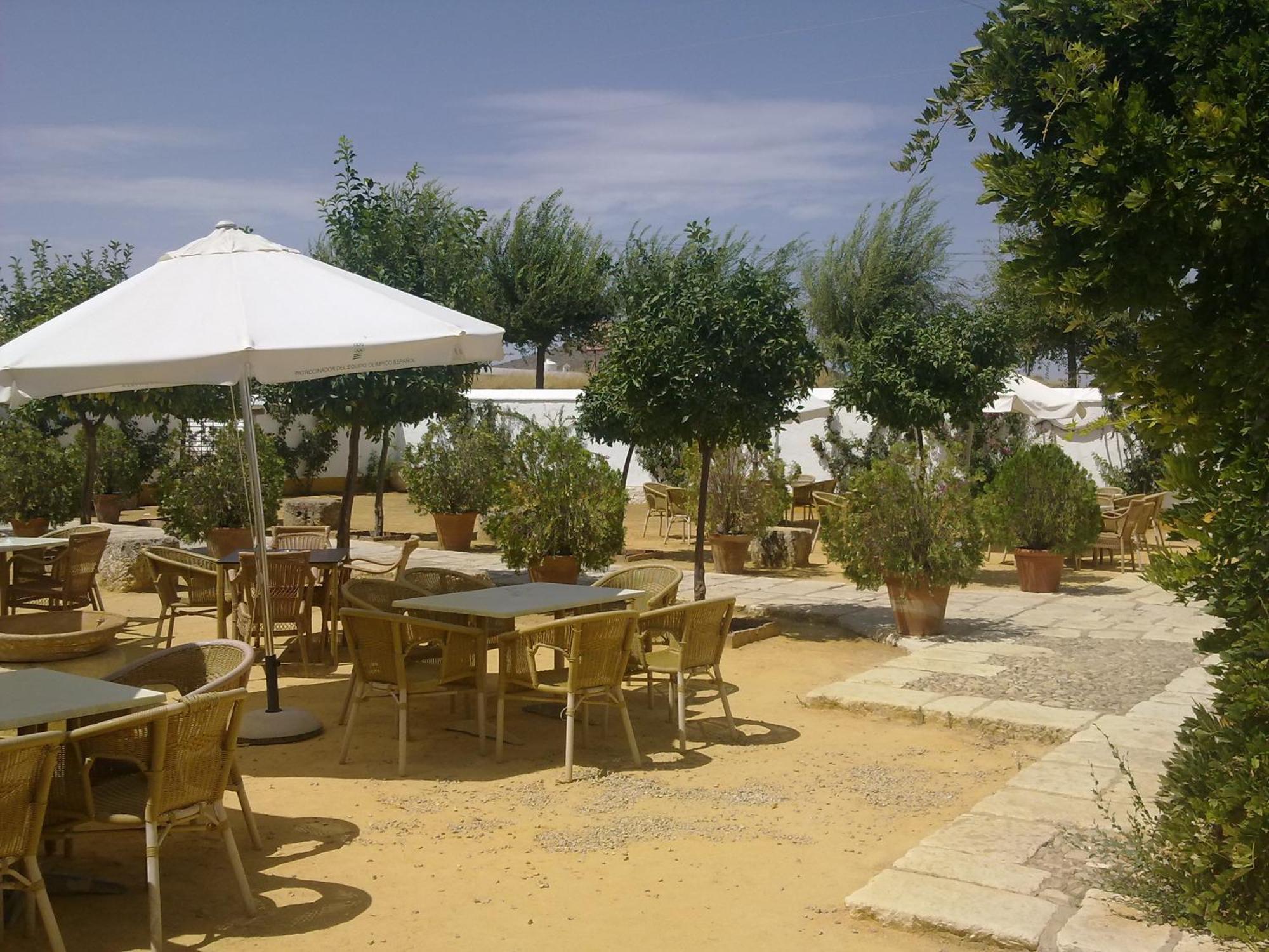 Posada De Jose Mª El Tempranillo Alameda Luaran gambar